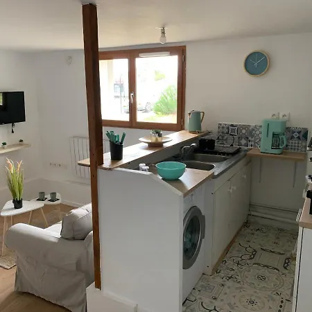 Apartment A 20 Min De Paris Avec Parking Gratuit Eaubonne