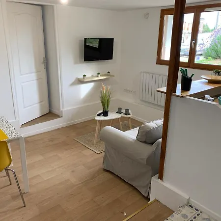 Apartment A 20 Min De Paris Avec Parking Gratuit Eaubonne